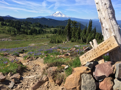 PCT and Snowgrass Sign with Mt Adams