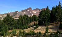 A view of Broken Top from near the trailhead